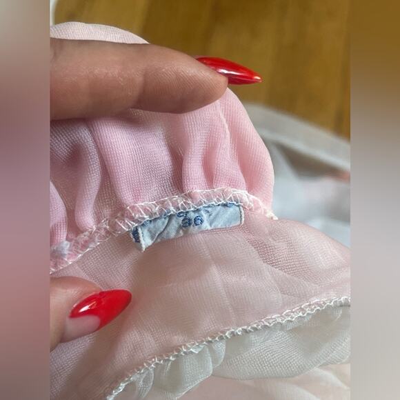 60s Vintage Two Piece Pink Nylon Peignoir Set - Picture 9 of 9